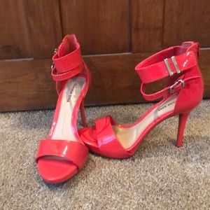 Gianni Bini Coral Heels